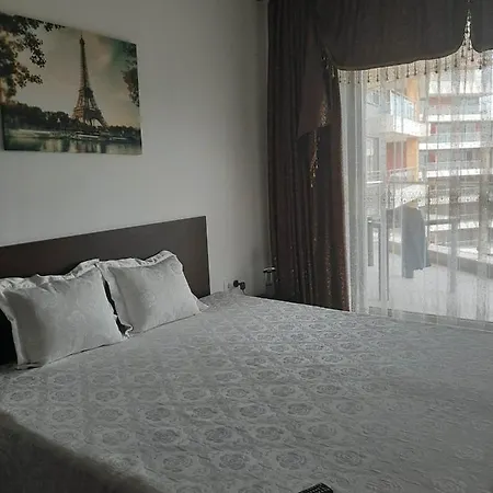 Триспален Апартамент В Слънчев Бряг На 100Метра От Плажа Apartament Sunny Beach